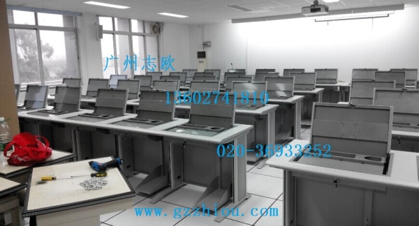 顯示器翻轉(zhuǎn)電腦桌（廣東某學(xué)院）