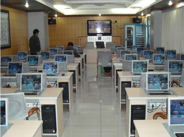 超薄電動液晶屏翻轉電腦桌（含液晶顯示屏帶主機位）