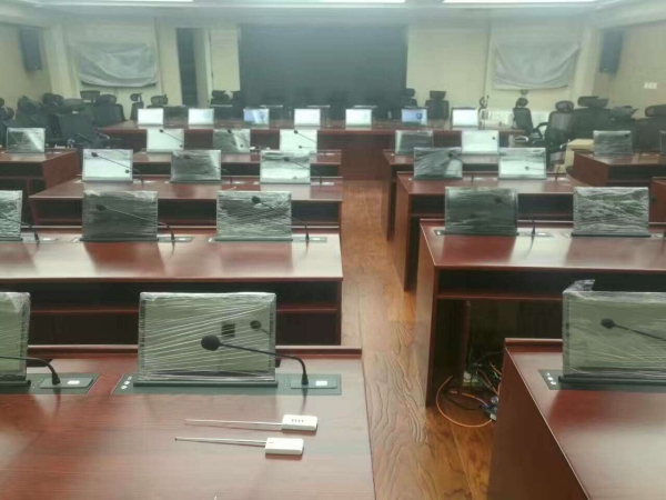 超薄一體升降會議桌帶話筒（含超薄顯示屏話筒、話筒不升降）